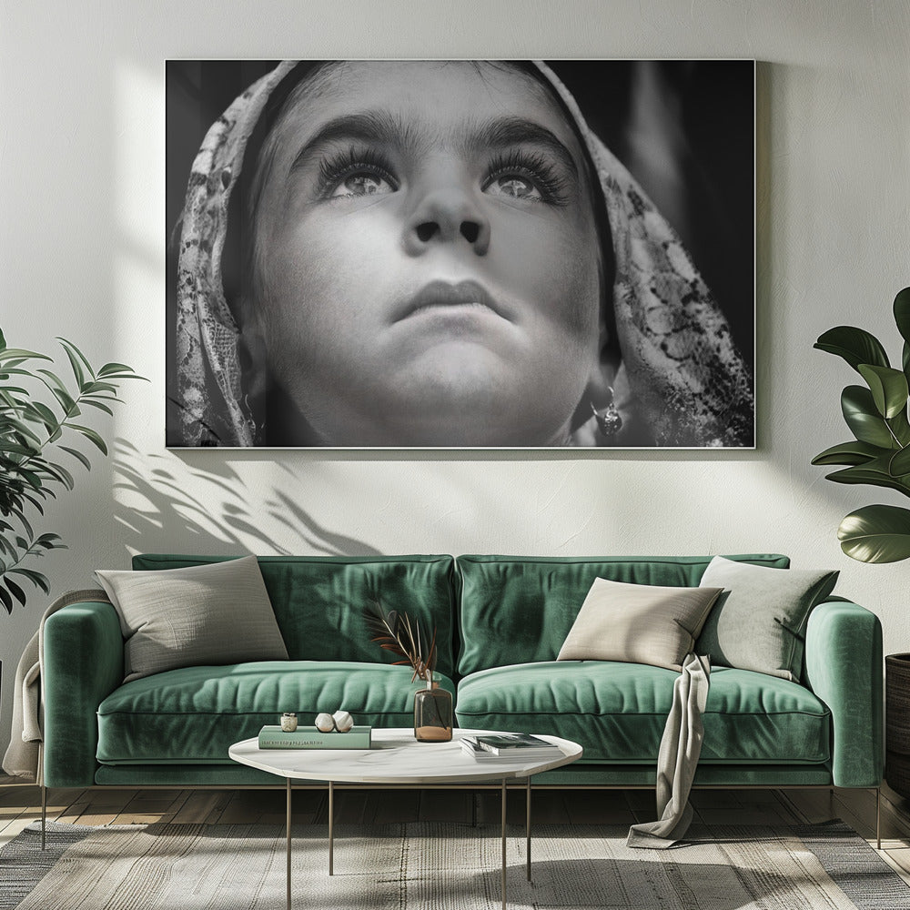Décoration murale jeune femme au voile traditionnel sarde