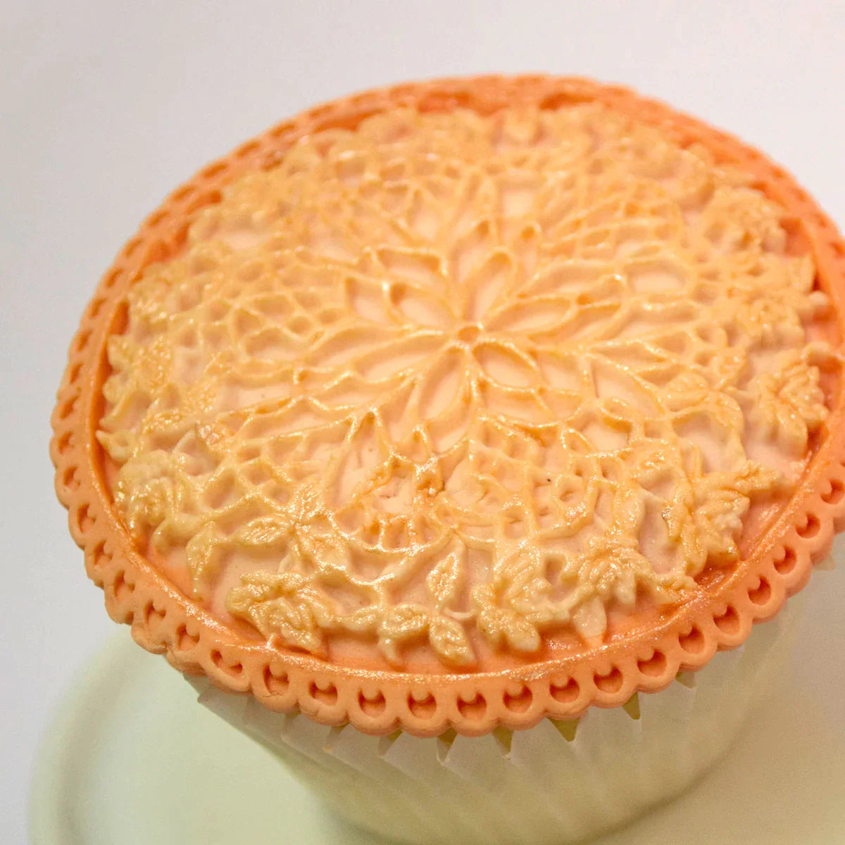 Moule en silicone pour cupcakes dentelle florale