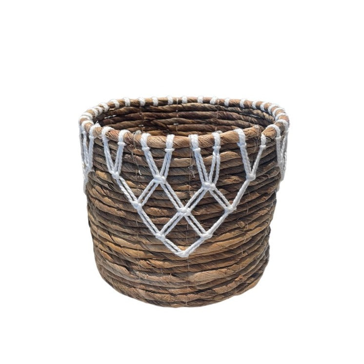 Banana Leaf & Macrame Apex Planter Basket