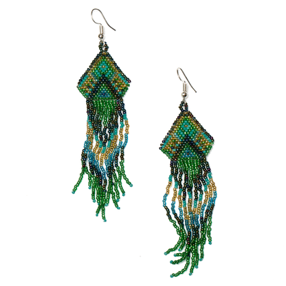 Boucle d'oreille perlée de style aztèque