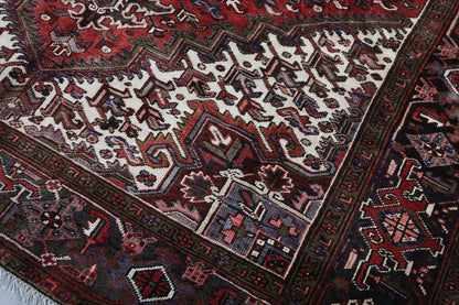 Persian Heriz Rug | 7' 5" x 10' 10"