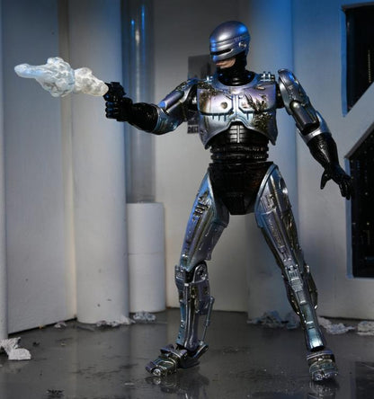 NECA - RoboCop Ultime Endommagé au Combat avec Chaise