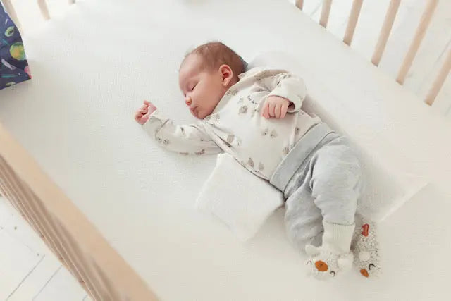 Lateral Positioning Pillow for Plagiocephaly