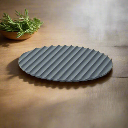 Tapis en silicone Nami Eatoco – Résistant à la chaleur et antidérapant – Gris foncé
