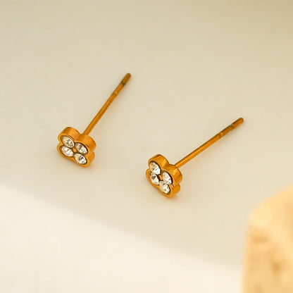 CATFORD Gold : Mini clous d'oreilles en zircone (CZ) en forme de trèfle