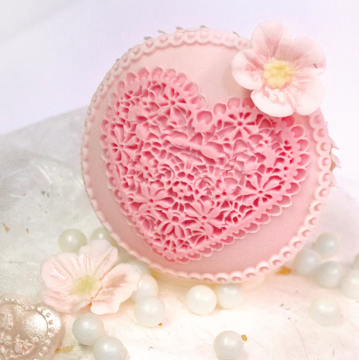 Moule à cupcake en silicone Cœur de dentelle
