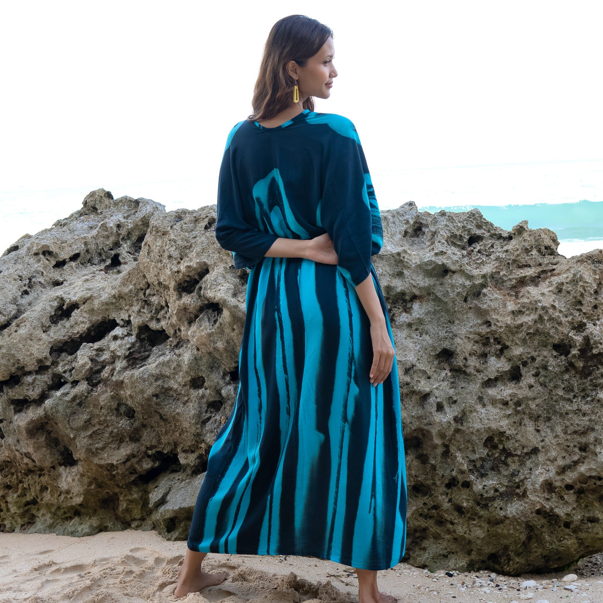 Bold Abstract Tie Dye Long Kimono In Teal & Black