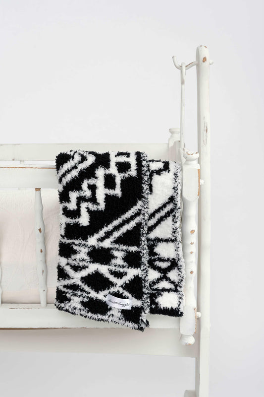 Couverture pour bébé douillette à motif de carreaux à losanges noirs et blancs