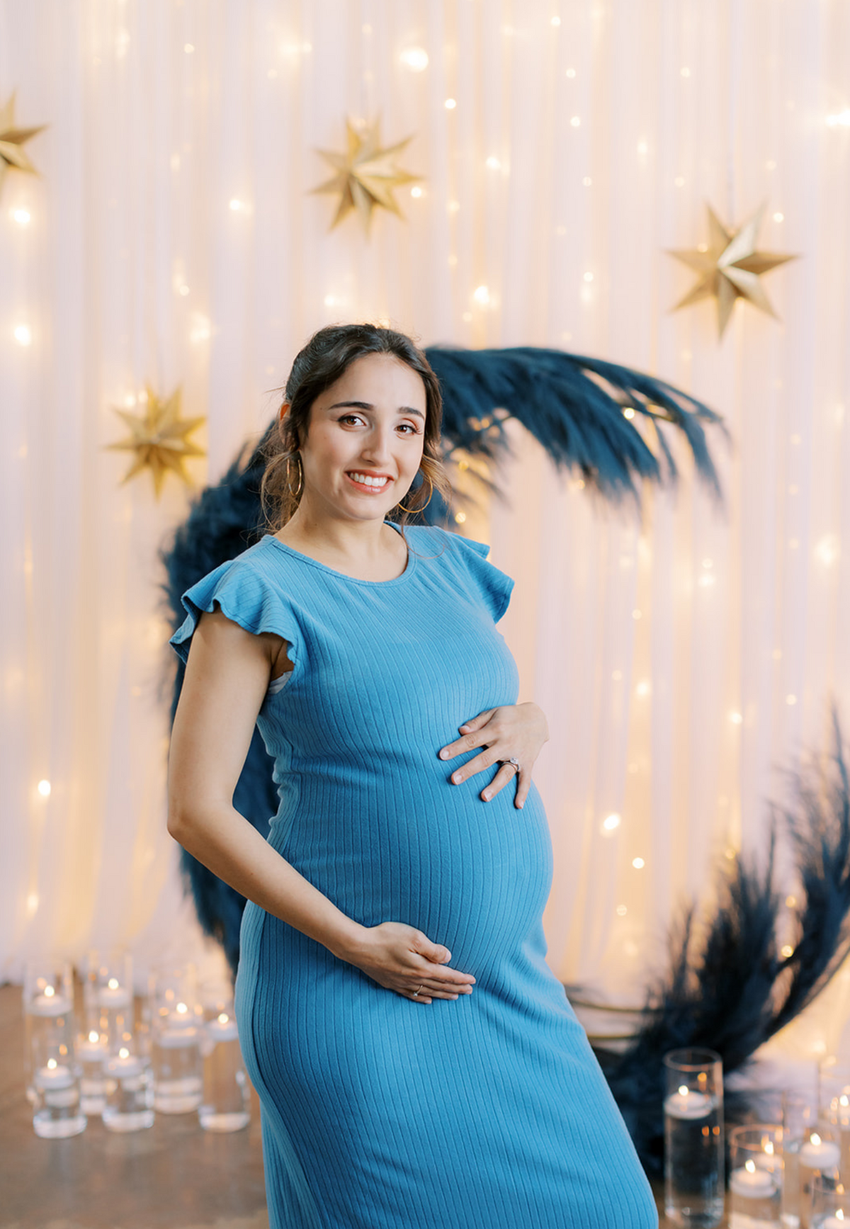 Robe de grossesse côtelée bleu layette à manches à volants