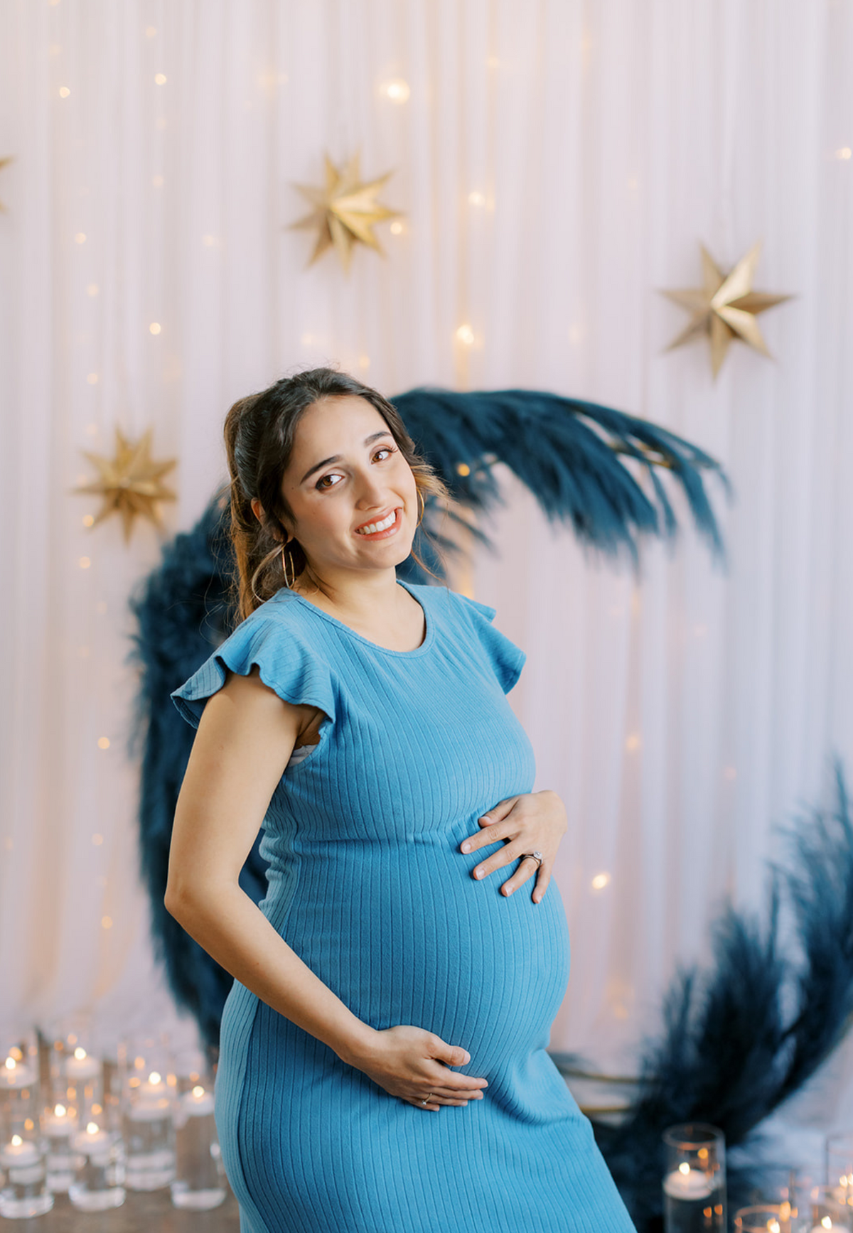 Robe de grossesse côtelée bleu layette à manches à volants