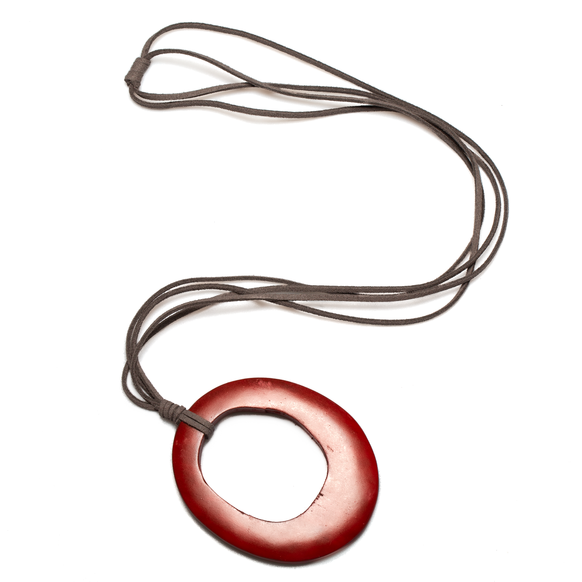 Pendentif ovale simple sur suède
