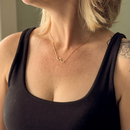 Collier chaîne avec pendentif vague - Plaqué or