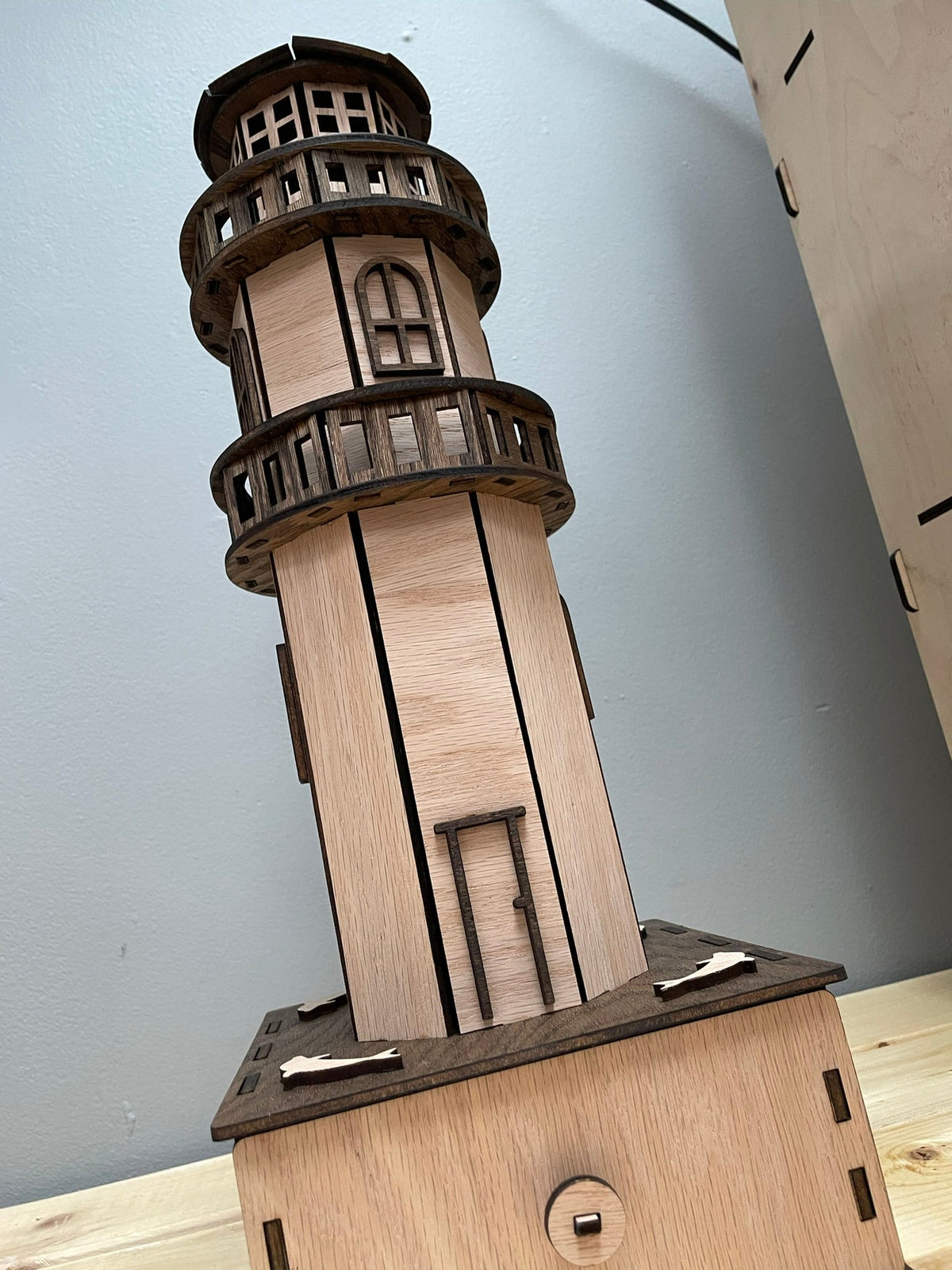 Boîte à vin Phare