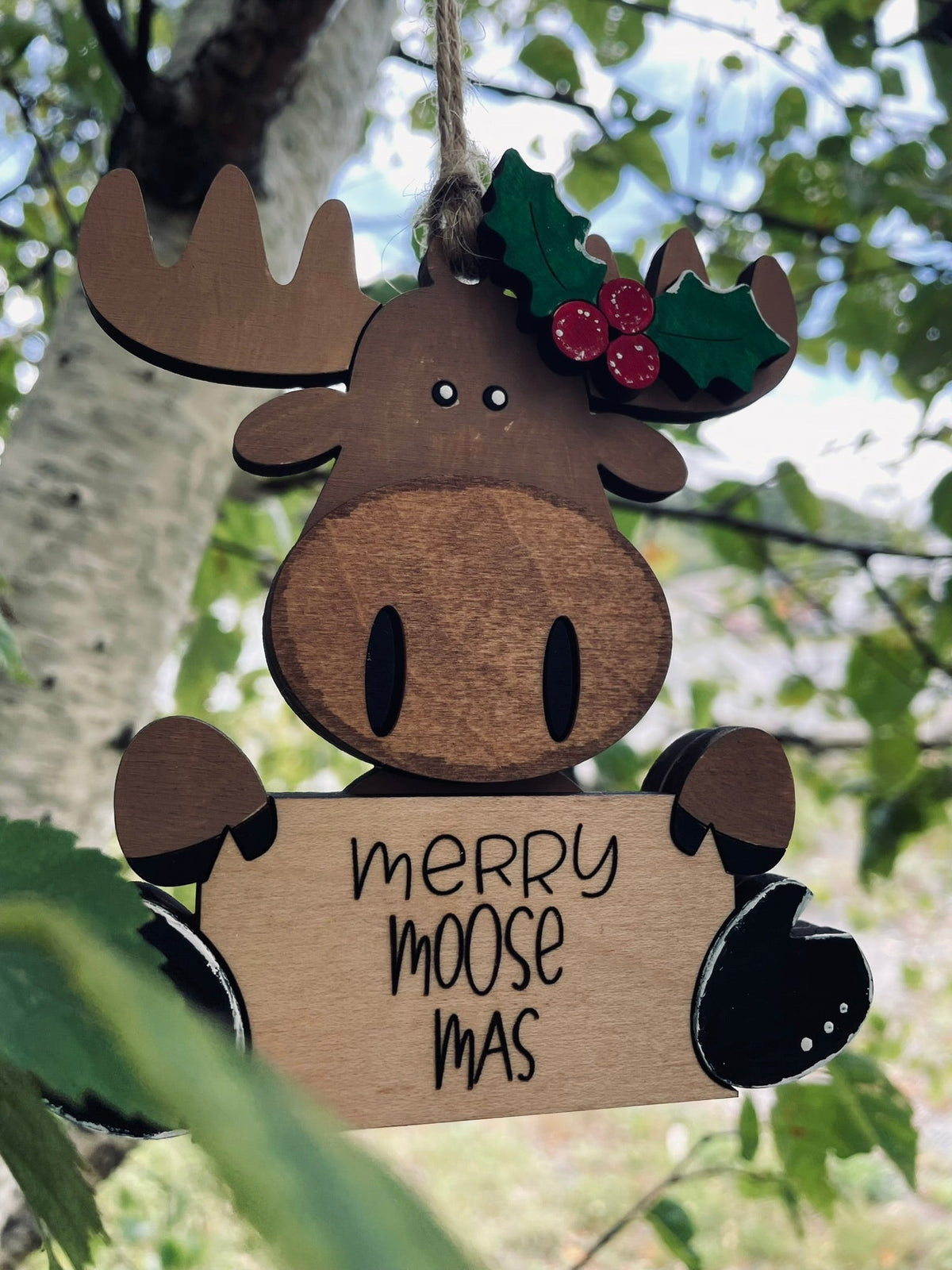 Ornement en bois peint à la main « Joyeux Élan-Noël », Décoration de Noël faite main en contreplaqué