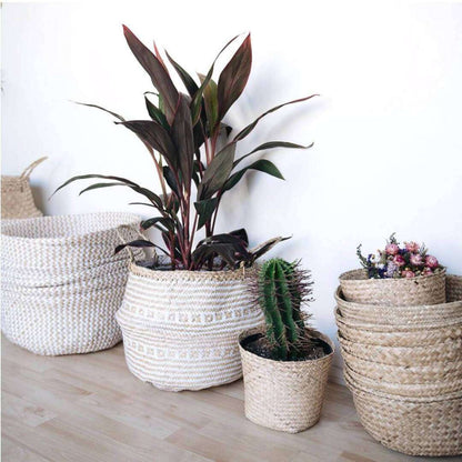 Isak - Panier en jonc de mer avec décorations blanches