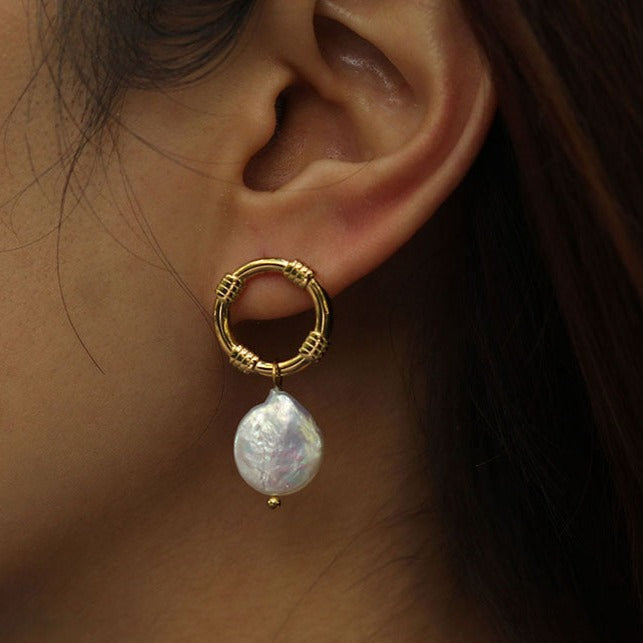 Boucles d'oreilles KINSLEY en perles d'eau douce naturelles