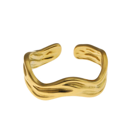 Bague texturée KALIA en forme ondulée
