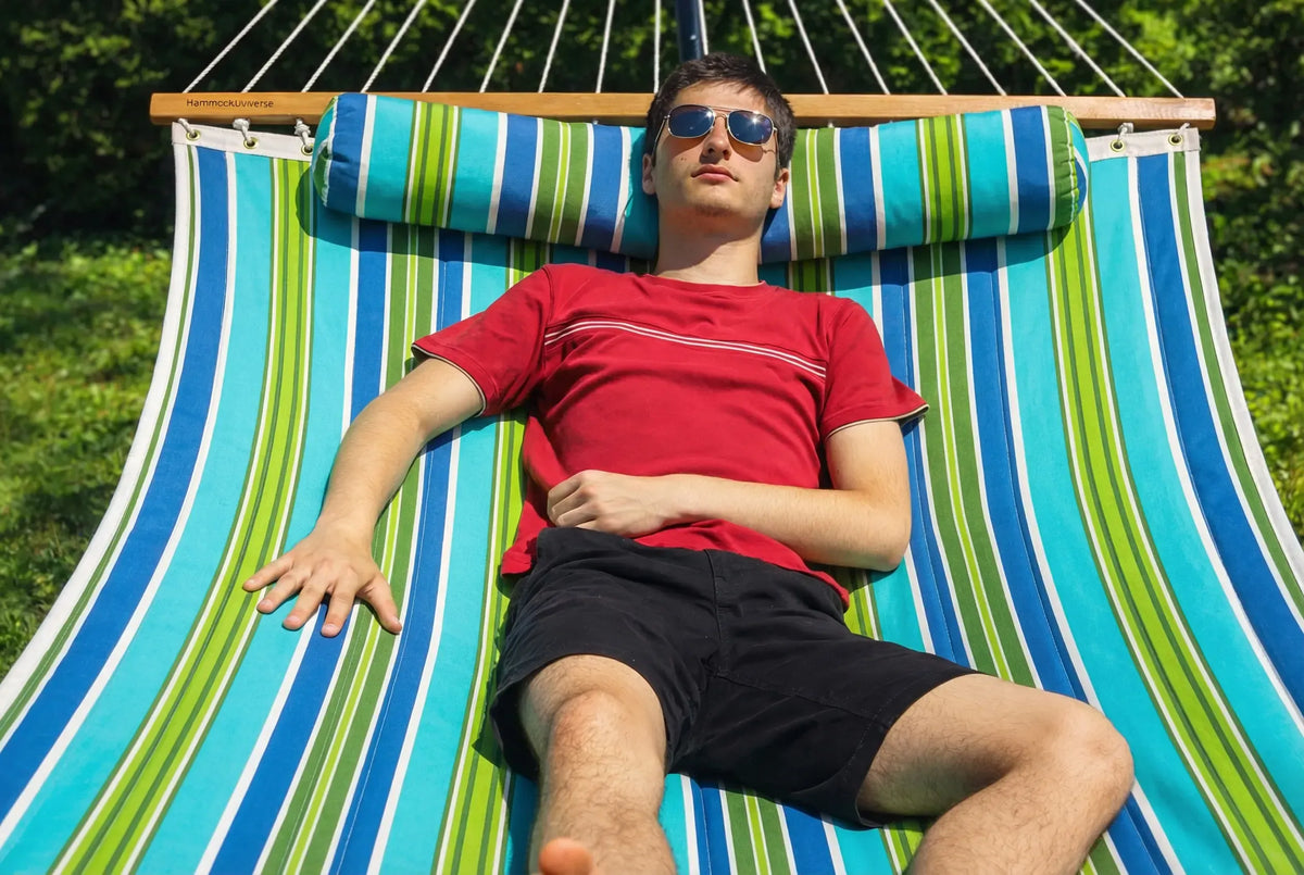 Hamac matelassé de luxe avec support à 3 pieds