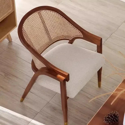 Chaise Hinata
