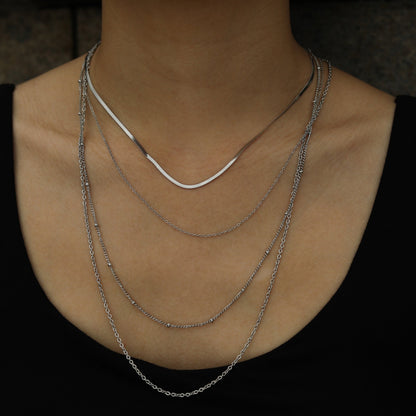 Collier multi-rangs SABRINA à quatre couches en argent
