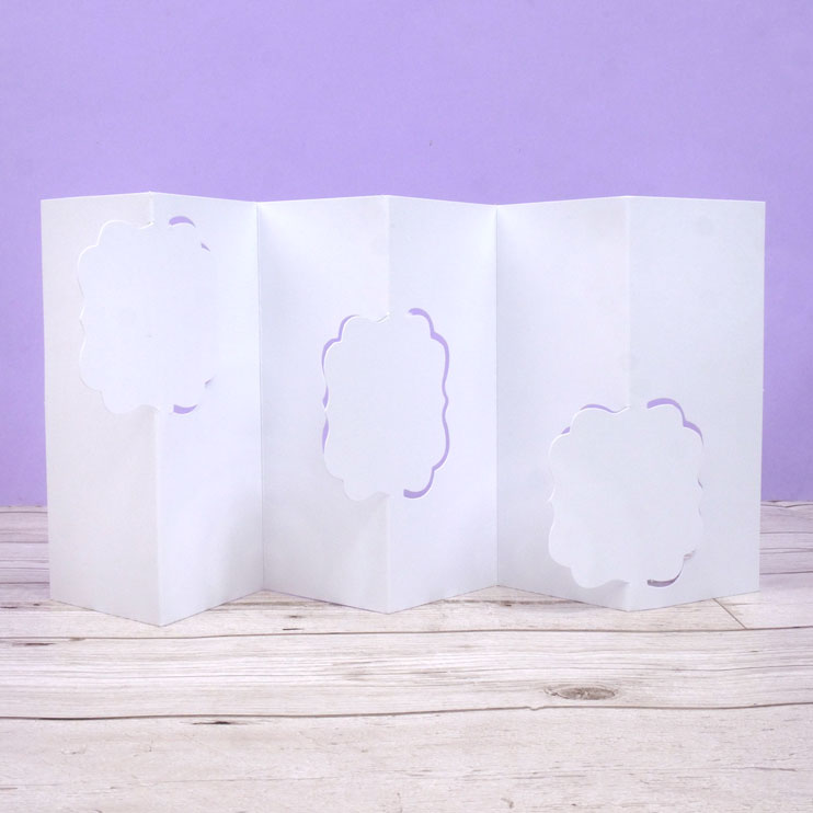 Cartes vierges et enveloppes de luxe prédécoupées – Carte triple pivotante ornée