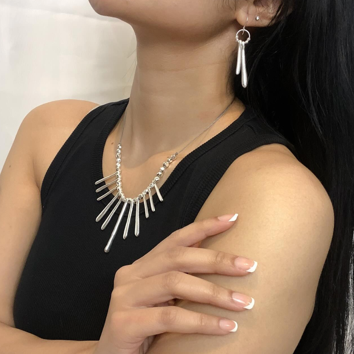 Drop Fan Necklace In Silver Plate