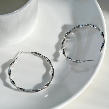 Boucles d'oreilles créoles VERONA torsadées ondulées argentées
