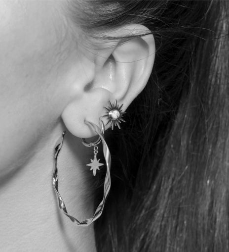 Boucles d'oreilles créoles VERONA torsadées ondulées argentées