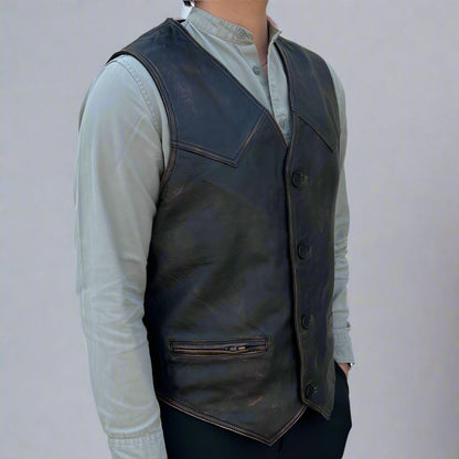 Gilet en cuir de mouton pour homme. Fermeture classique boutonnée et poches avant