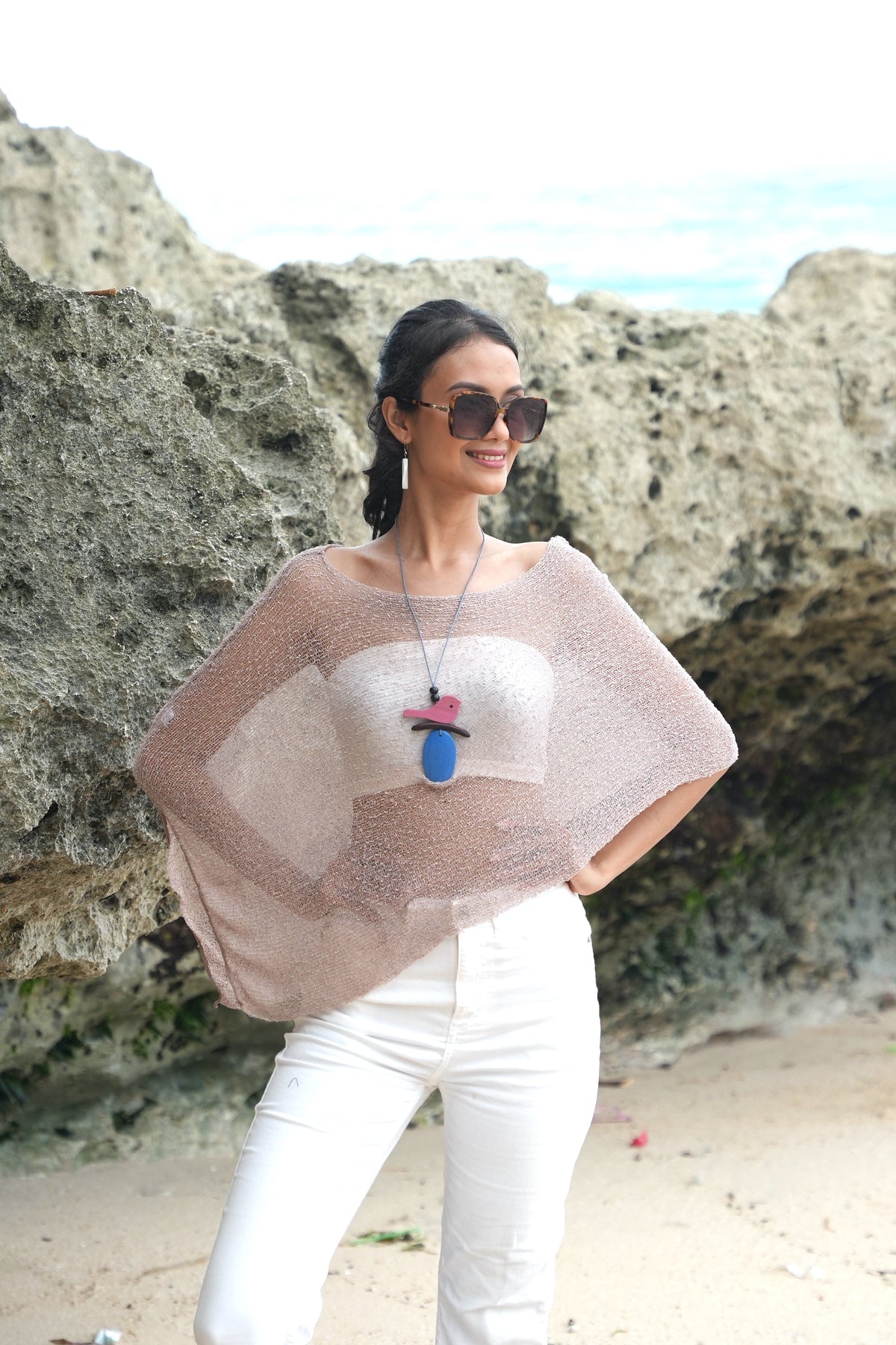 Poncho en maille transparente - Taupe