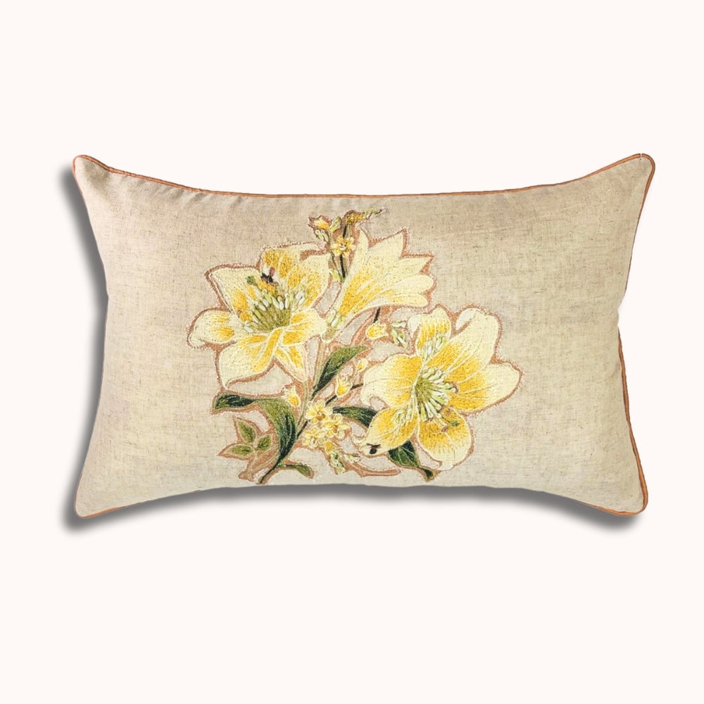 Housse de coussin lombaire brodée florale 12x20" – Avant en coton, arrière en soie de papier