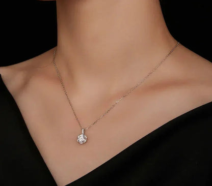 Pendentif Collier en Argent Sterling et Moissanite 1 carat "Pétale de Perfection"