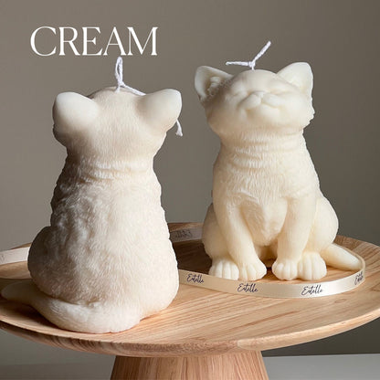 Bougie sculpturale en cire de soja faite à la main en forme de chat : Cadeau de bougie animale.