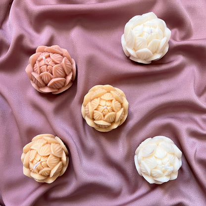 Handmade Lotus Soy Candle: Small Trendy Home Decor