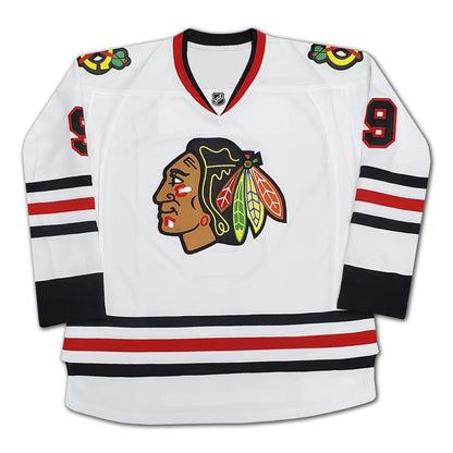 MAILLOT BLANC DES BLACKHAWKS DE CHICAGO, AUTOGRAPHIE PAR BOBBY HULL