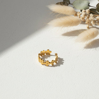 Flower Ring - Gold Plate
