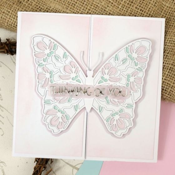 Matrice de découpe pour pierres de lune - Papillon en fleur