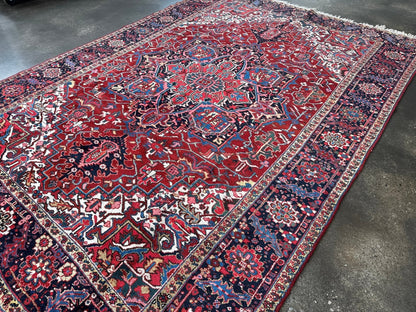 Persian Heriz Rug | 8' 3" x 12' 6"