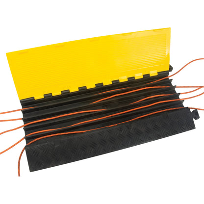 Protecteur de câble en polyuréthane, 5 canaux, 90 cm L x 50 cm l x 5 cm H